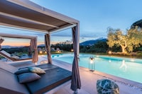 Villa met 10 slaapkamers in Lucca met zwembad