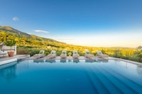 Villa di lusso con 7 camere da letto e piscina