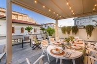 Wohnung in Italien mit großer Meerblickterrasse