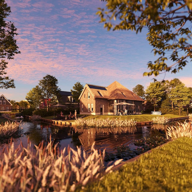 Villa aan het IJsselmeer met eigen steiger