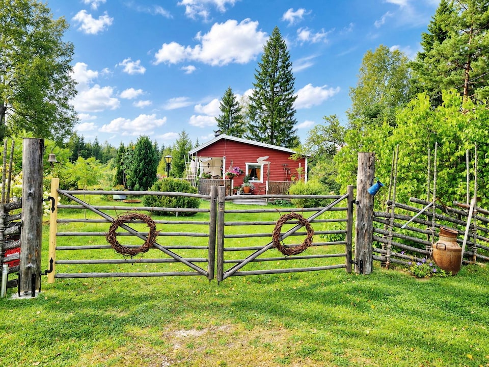 5 person holiday home in Hallstavik, Norrtälje
