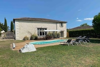 Villa in Frankreich mit Pool und Garten