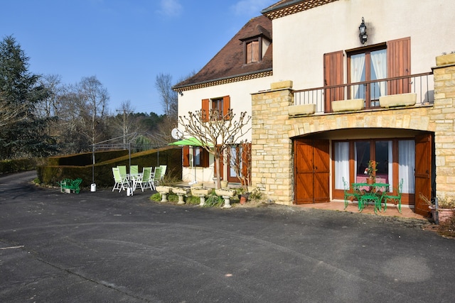 Huis in Périgord bij middeleeuwse dorpen