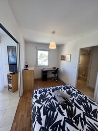 Apartment in Le Mans near Sarthe River