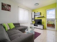 Villa Jelena - Five Bedroom Villa with Swimming pool