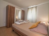 Apartments Bonic - Two Bedroom Apartment