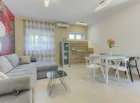 Majestic Kastel Stari Apartment with Terrace - Two Bedroom Apartment with Terrace