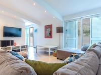 Serene Rural Villa with Pool, Sun Deck, and Children's Play Area - Five Bedroom Villa