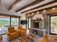 Authentic Villa Banić - Four Bedroom Villa With Pool