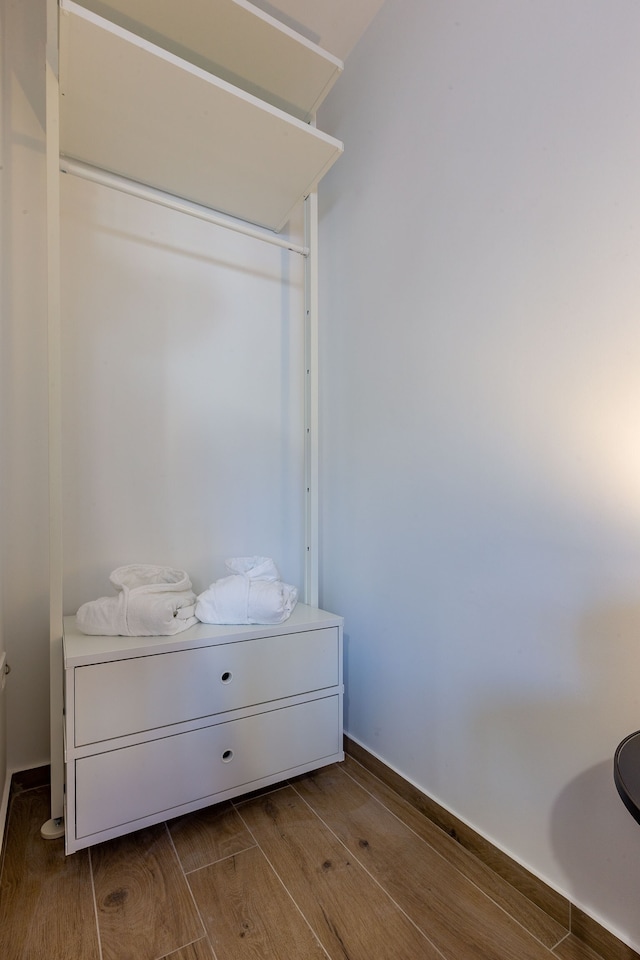 Classic Two Bedroom Apartment with Balcony (owner 4)