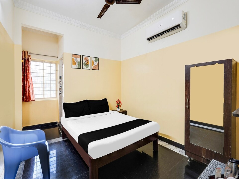 Classic Sri Deepak Krishna Home Stay, Tirupati