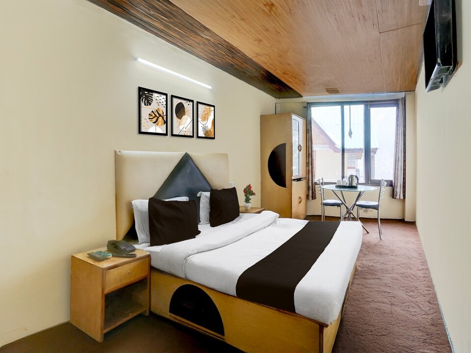 Classic Hotel kartik in manali, Manali