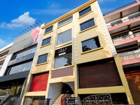 Super Collection O Vikas Nagar Post Office Formerly Metro Club and Guest House