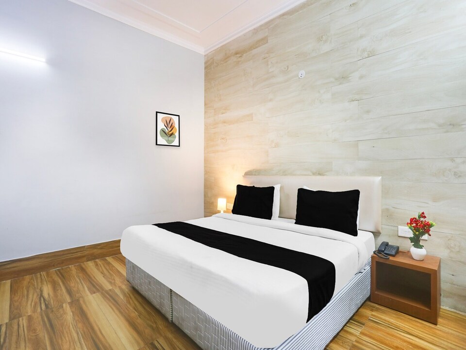 Classic Ridgewood Palace, Bhiwadi