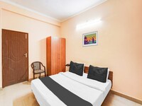 Super Hotel O Jankipuram Vikas Nagar