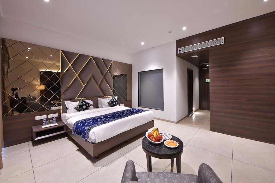 Premium Stays by Clubhouse Hotel Morbi, Bandhunagar