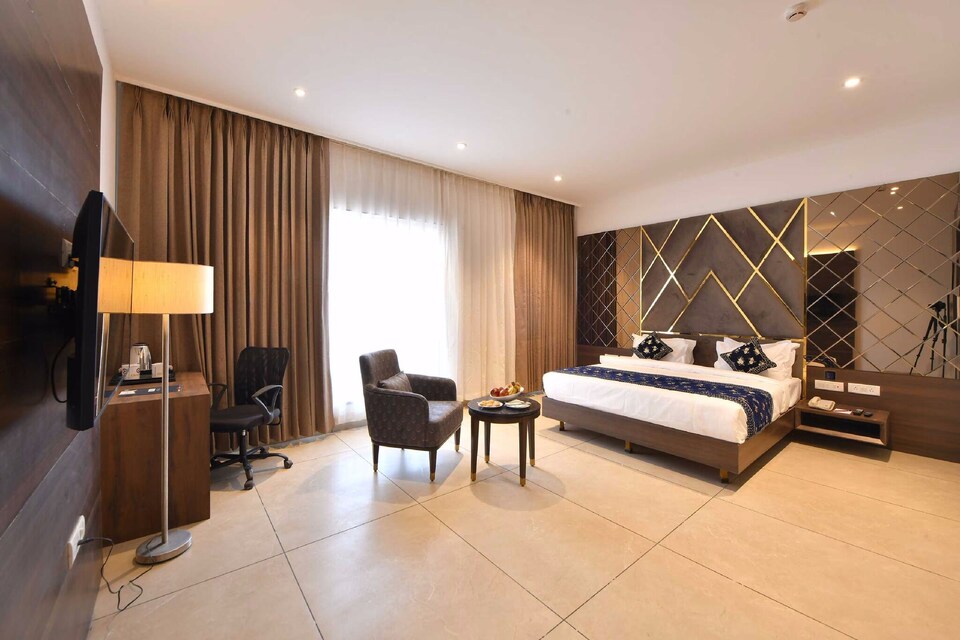 Premium Suite Stays by Clubhouse Hotel Morbi, Bandhunagar