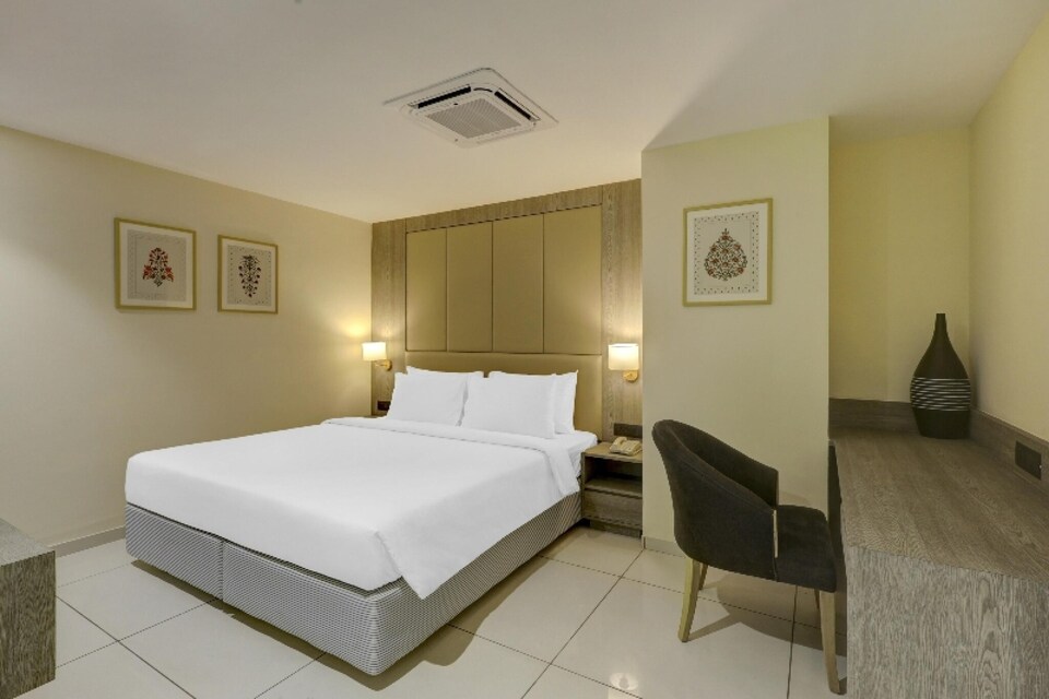 Hotel in Vadodara near Railway Station, Vadodara