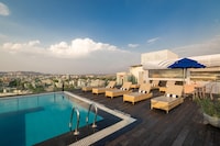 Luxury Experience by Sunday Hotels Jaipur