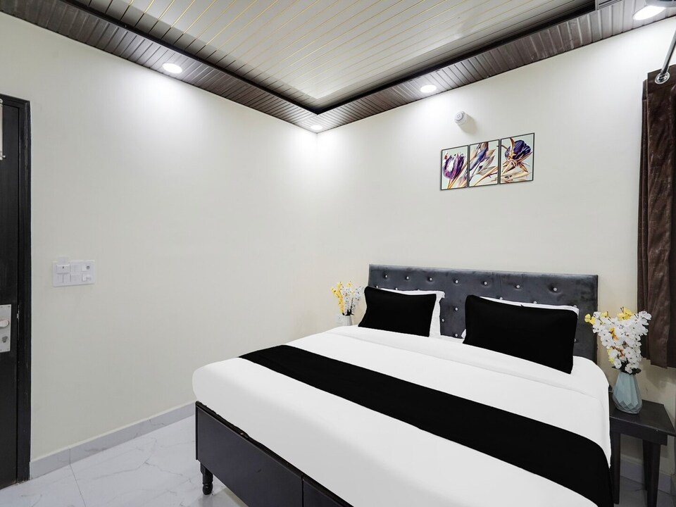 Classic Townhouse Nirman Vihar, Delhi
