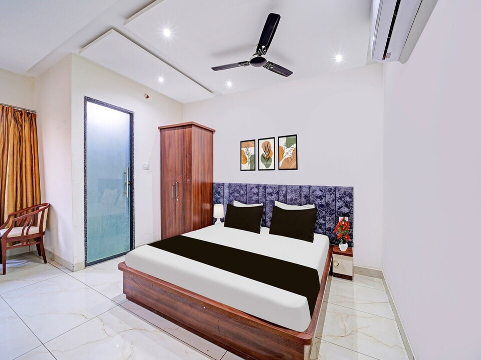 Classic Hotel Grand Vista, Indore