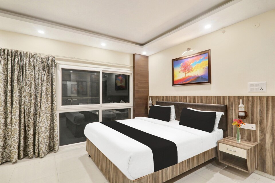 Super Townhouse Kankarbagh Formerly Kunwar Alcajar, Patna