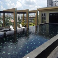 Luxury Royale 1BR  Exclusive Suite at Bella B