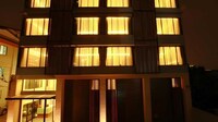 Stylish Deluxe DBL  Peaceful Bangkok Escape
