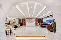 Elegant Double Deluxe  Relax in Bangkok Style