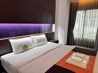 Deluxe City Stay  Near Airport Link & Transport