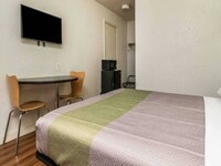 Motel 6 Fort Worth, TX - North_QANS_US_DLS146