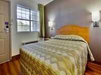 Studio 6 Dallas, TX - Garland - Northeast_1BS_US_DLS108