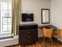 1 King Bed  Suite Smoking Sofa-Bed