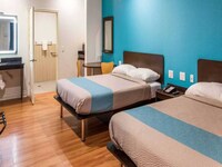 1 King Bed  Business Non-Smoking Micfridge