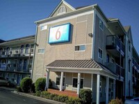 2 Queen Beds  Suite Smoking Kitchen