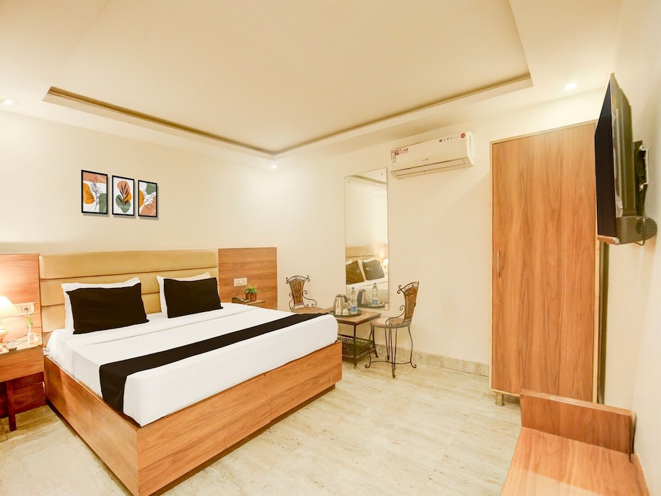 Classic Hotel Royal Woods, Zirakpur