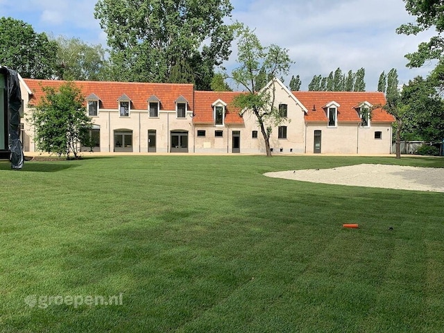 Kutschenhaus bei privatem Wald