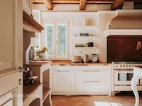 Villa in Le Marche met verwarmd zwembad