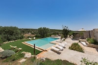 Villa im Itria-Tal mit Pool
