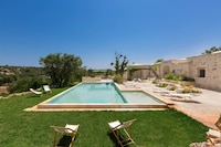 Villa im Itria-Tal mit Pool
