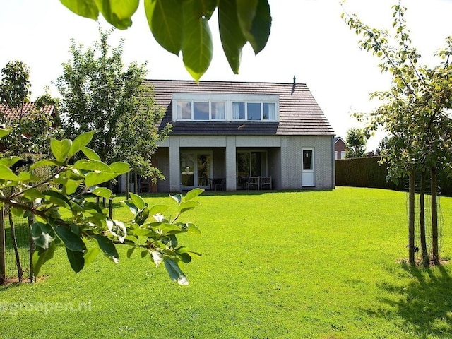 Bungalow in Limburg met verwarmd zwembad