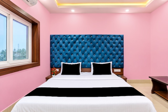 Super Townhouse Butler Road Near Maripur Chowk