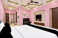 Super Townhouse Butler Road Near Maripur Chowk