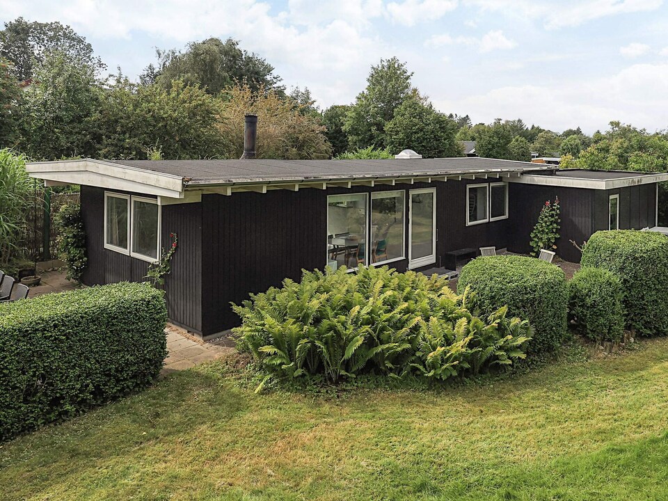 6 person holiday home in Dronningmølle, North and East Zealand