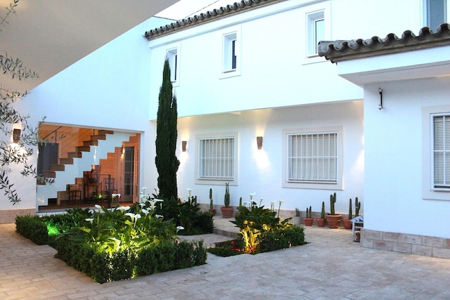 Apartamento en Peñaflor con patio encantador
