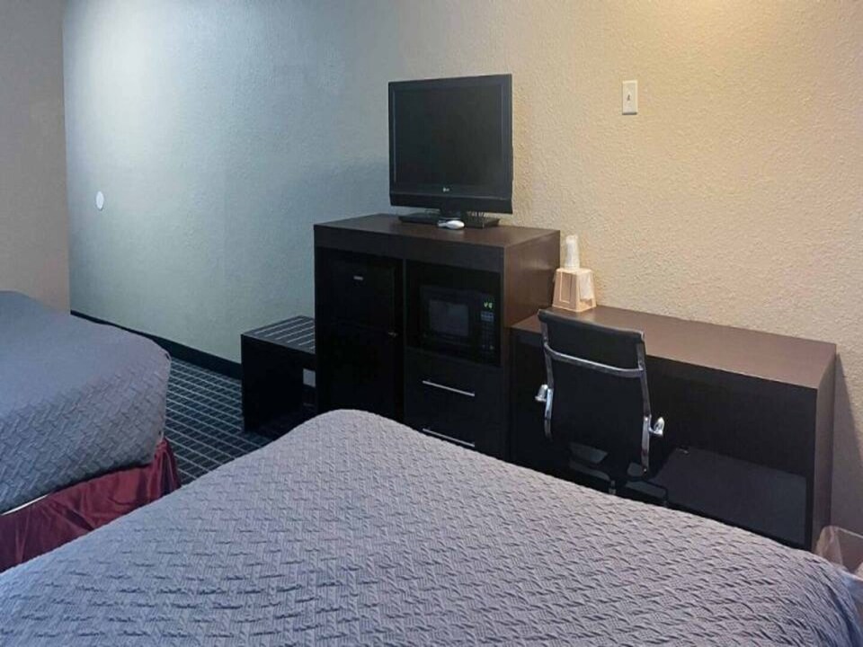 2 Camas Queen | Ns | Micrfridge, Concordia