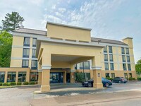 US_JAC013_Premium 2 Queen Bed