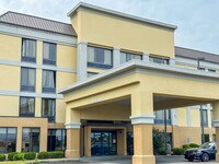 US_JAC013_Premium 2 Queen Bed