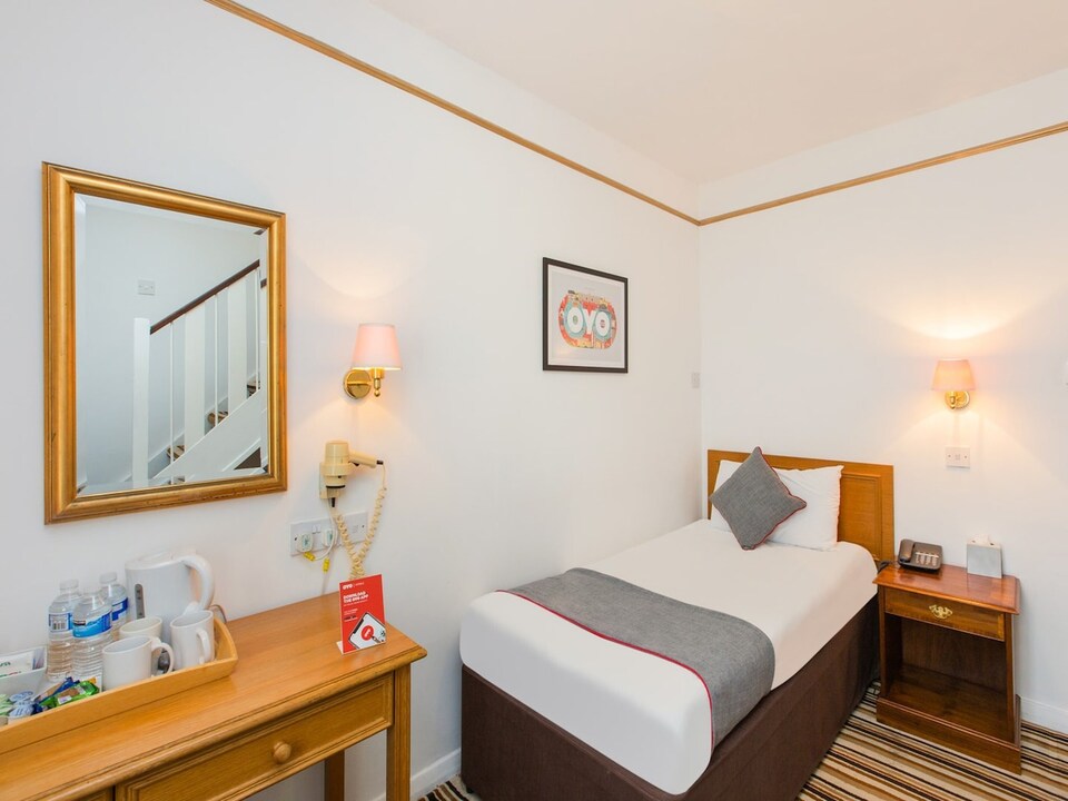 Standard Triple Room, Hythe