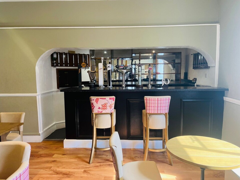 Standard Family of 3 Room, Rothwell